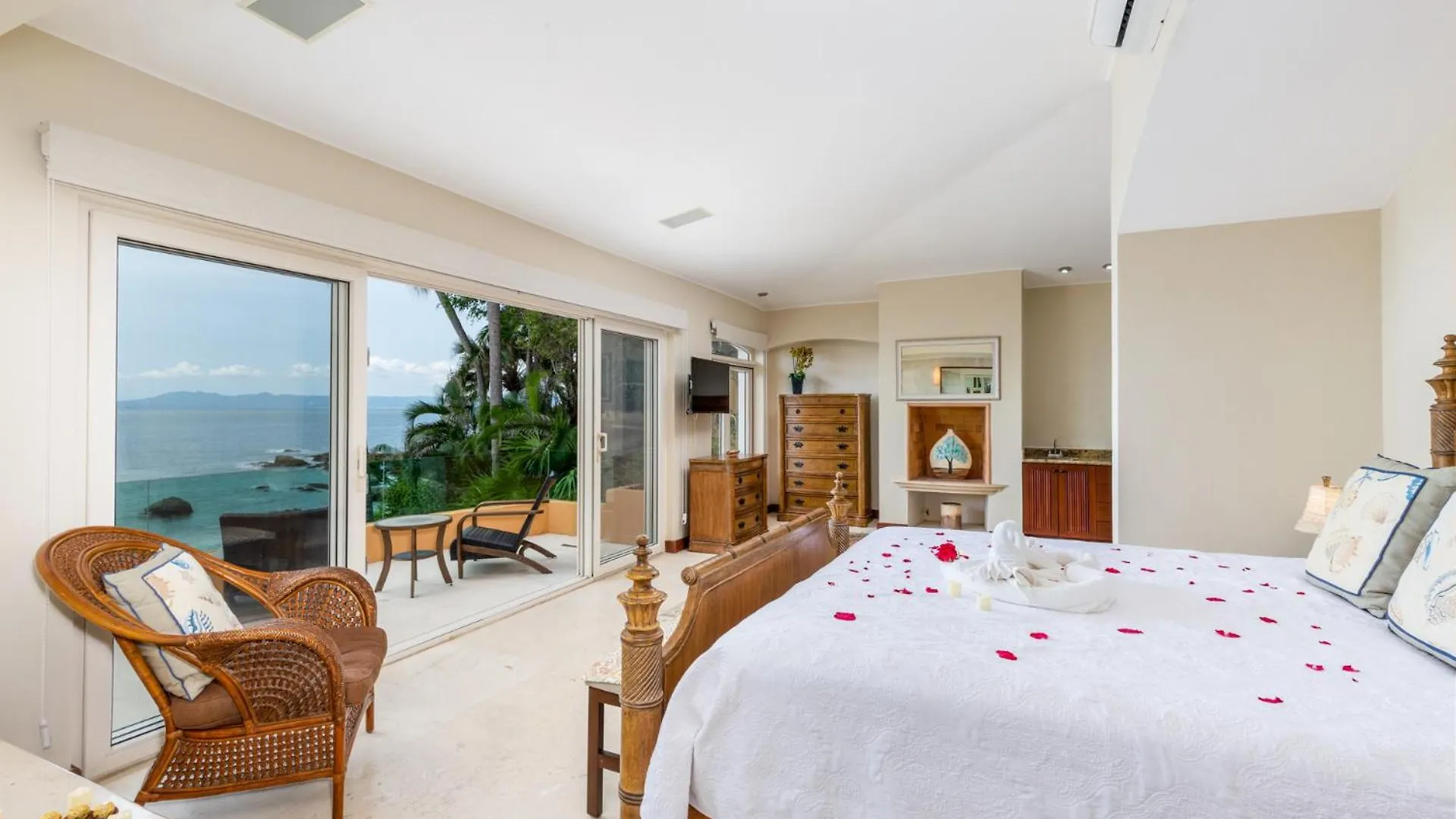 Beachfront Sagitario Villa In Puerto Vallarta! Mexico